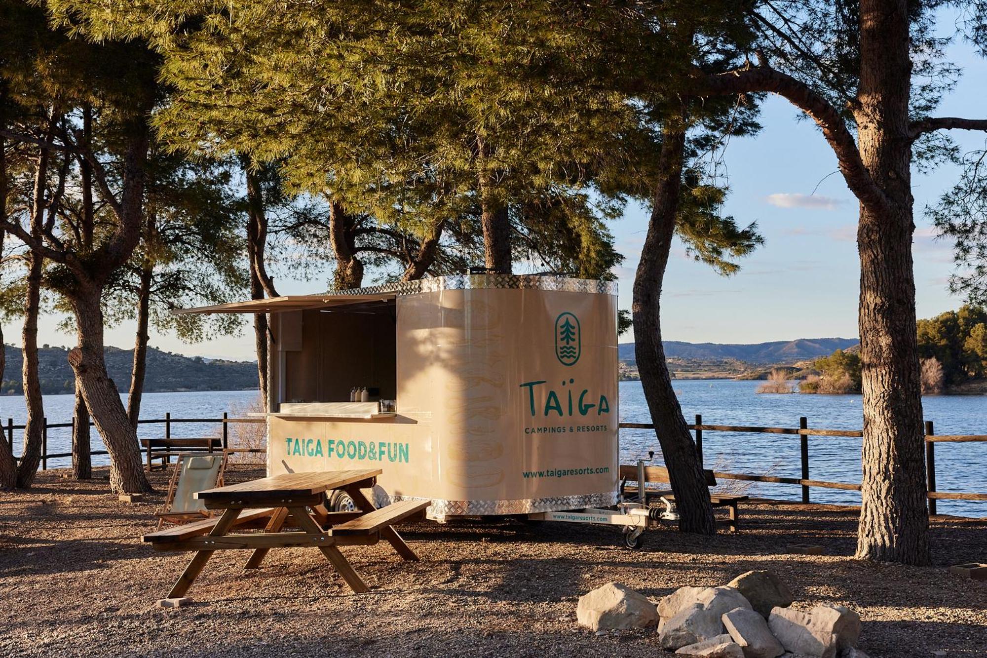 Taiga Lake Каспе Экстерьер фото